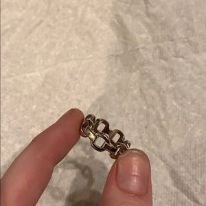 Chain link ring